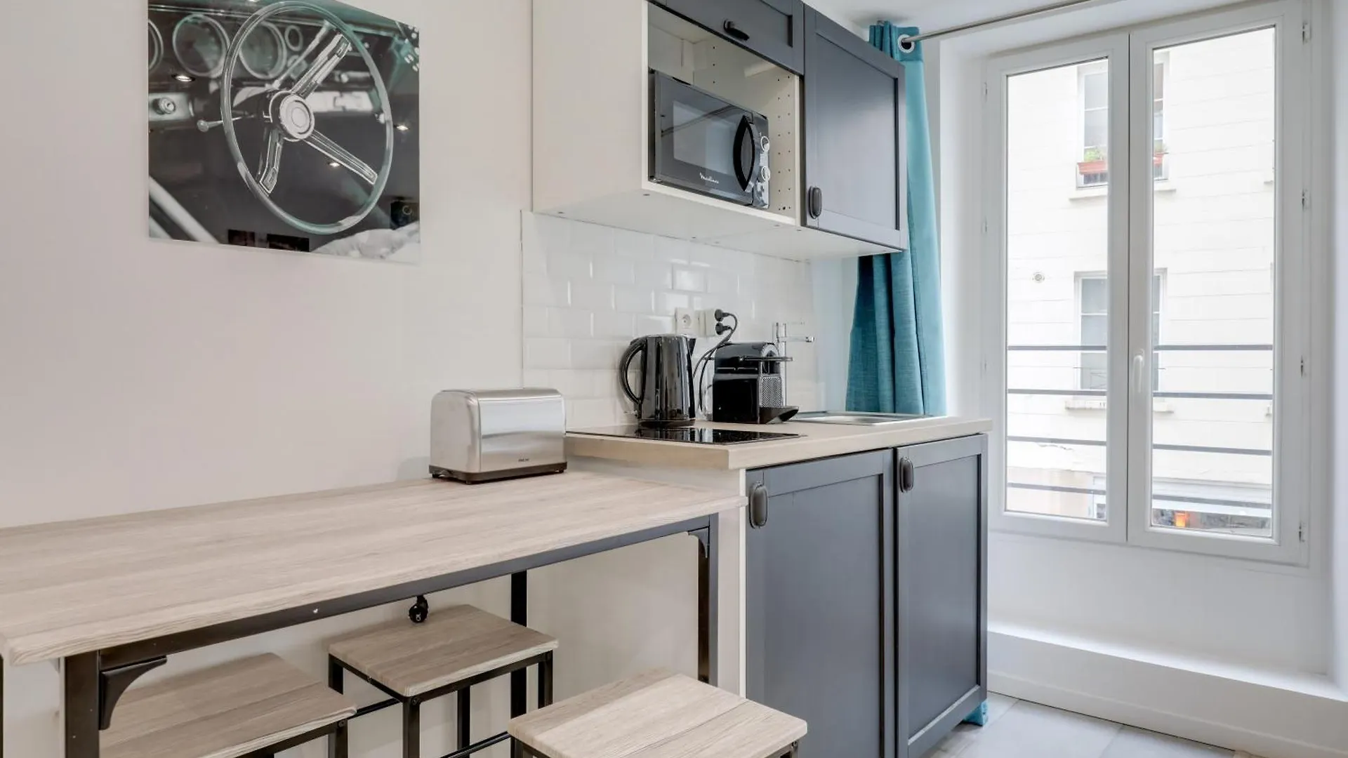 Apartment Imhost 9 - Lovely Studio Paris, Montorgueil/Marais France